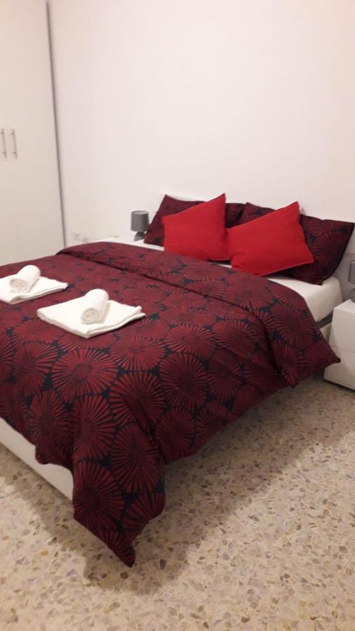 Centro Monti Tiburtini B&B Roma Экстерьер фото