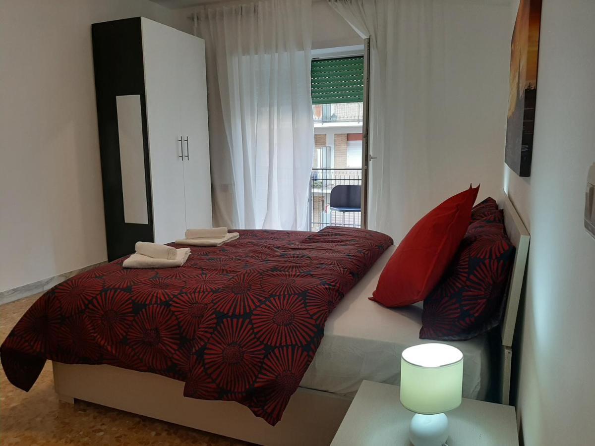 Centro Monti Tiburtini B&B Roma Экстерьер фото