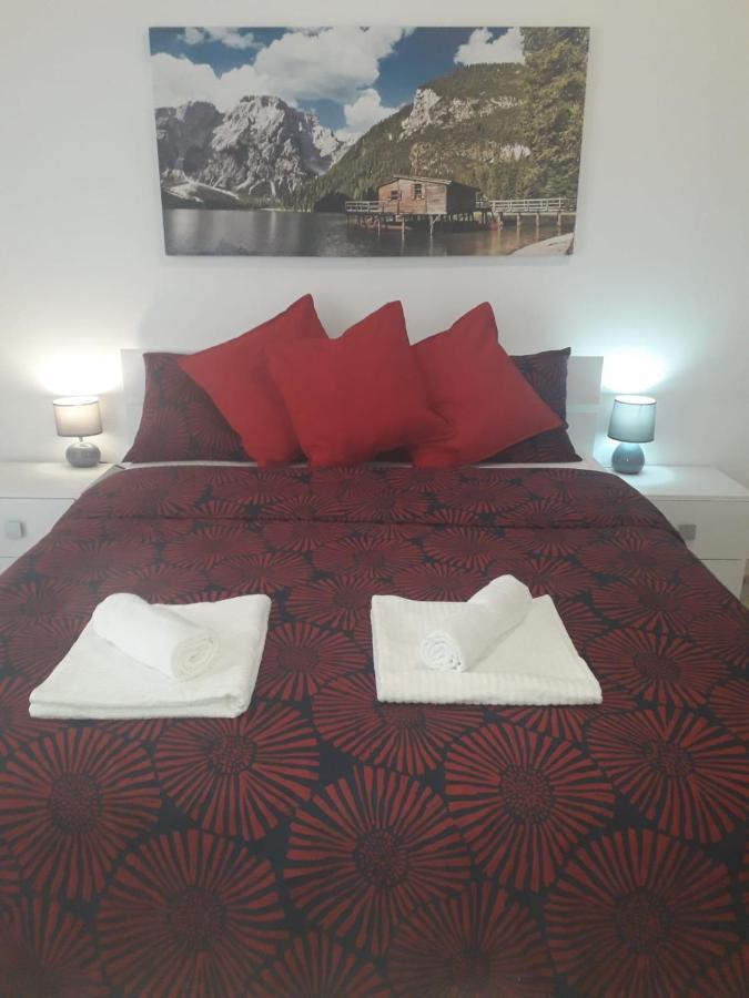 Centro Monti Tiburtini B&B Roma Экстерьер фото